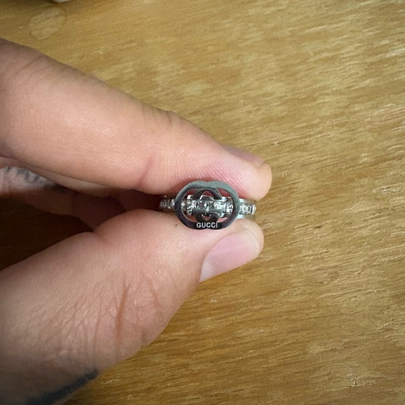 Gucci Silver Ring - Picture 1 of 2